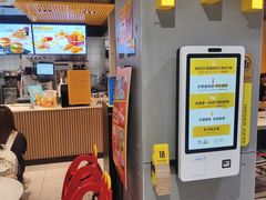 -麦当劳(郑州正弘城店)