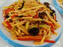 -李哥海鲜烧烤家常菜(孔雀城店)