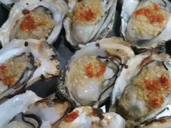 -蚝哥花姐湛江烤生蚝(美丽湾市场店)