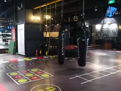 -VLines耀能运动24小时·月付制健身(京广桥店)
