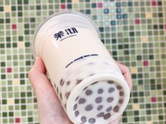 四季奶青加芋圆-茉沏(光启城店)