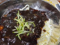 金枪鱼披萨-新月集庭院咖啡馆(老邮局店)