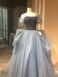 -Lady  Jane高端婚纱礼服馆