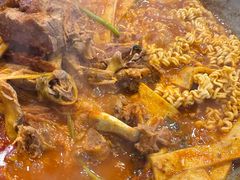 -喇喇排骨火锅·传统韩式脊骨汤(望京西园总店)
