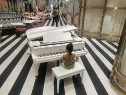 -奈尔宝家庭中心·亲子餐厅(鄞州万达店)