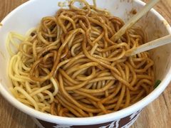 -蔡明纬热干面