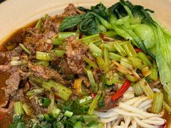 -方铲铲·成都板凳面(滨江银泰店)