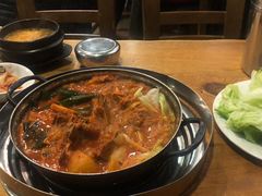 -喇喇排骨火锅·传统韩式脊骨汤(望京西园总店)