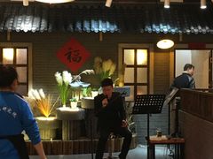 驻唱-锅来乐地锅鸡(安亭店)