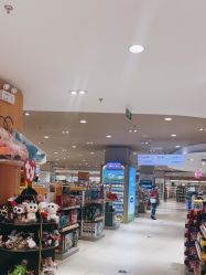 -孩子王(静安大融城店)