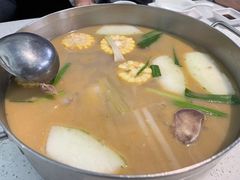 -肥仔文澳门猪骨煲(南京西路店)