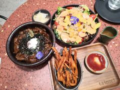 烤南瓜藜麦沙拉-La Terre乐田(万象城店)