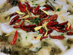 -江渔儿酸菜鱼(映月湖环宇城店)