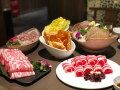 -捞王锅物料理(上海世茂广场店)