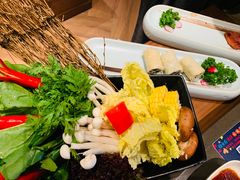 -捞王锅物料理(上海世茂广场店)