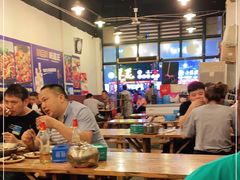 大堂-重庆金爪爪特色干锅(大竹林直营店)