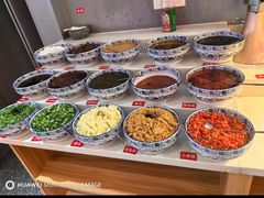 -潮牛岛·潮汕鲜切牛肉自助火锅(无锡首店)