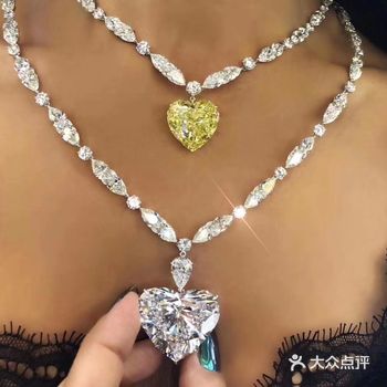 钻石一克拉以下不要买，不值钱吗？