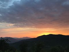 -鬼笑石后山停车场