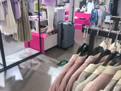 -唯品会(北京国瑞城店)