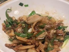 农家小炒肉-老板很二(吉大店)
