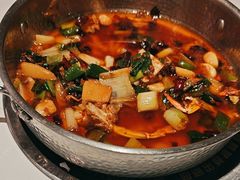 -七欣天香辣蟹火锅(闵行浦江欢乐颂店)