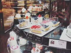 零售区-巴黎贝甜·生日蛋糕(环球中心店)