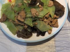 -阆辣荟餐饮(老味道8年·古城店)