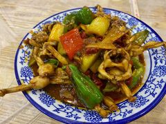 -江城燕子大排档(江汉路步行街店)