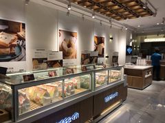 面包甜点陈列柜-爸爸糖吐司面包(重庆解放碑英利大融城店)