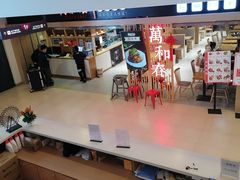 -万和春排骨砂锅米饭(新业广场店)