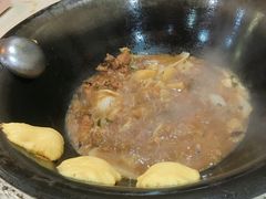 -三江鱼东北特色铁锅炖(骆驼店)