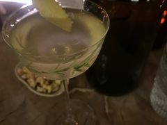 -Shift cocktail bar鸡尾酒吧