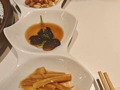 -炆艺乳鸽·煲仔饭大排档(望京来广营店)