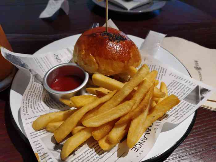 东茶界(升龙广场店)-"种草好久的东茶界,誉为新晋的网红打卡地,.