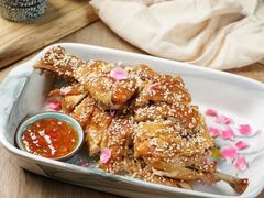 -蜜桃餐厅·伴山(湖滨商业街店)