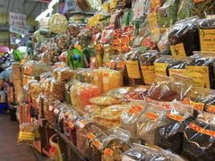 -瓦洛洛传统市场