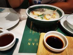 -悦得闲广式点心茶楼(蓝鲸世界店)