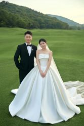 -拾年·定制婚纱摄影