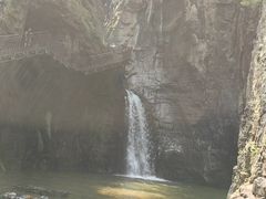 -龙潭大峡谷