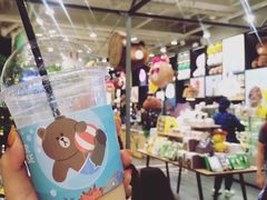 -LINE FRIENDS Garosu-gil Flagship Store