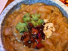 -山河屯铁锅炖(哈西站店)