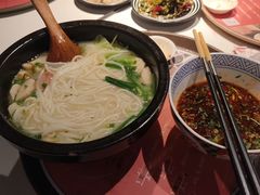 -妈妈故事米线(市府恒隆店)