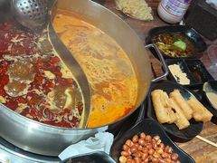 -乐山串串香老火锅(鼓楼店)