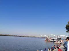 -人民防洪胜利纪念塔