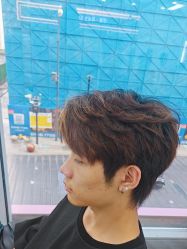 -藤野造型烫染·漂发