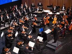 -交通银行前滩31演艺中心