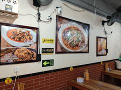 -朱大嘴肥肠血旺(福字街店)