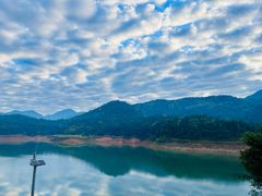 -孔雀湖生态旅游区