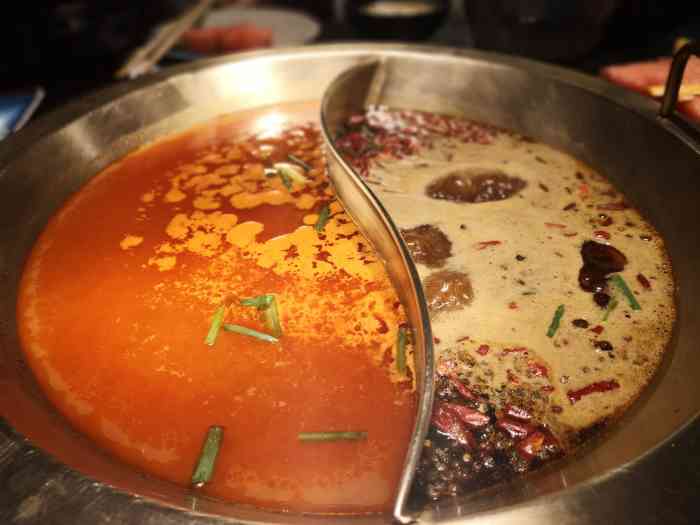 hi辣火锅(五棵松店)-"味道一般吧,中午来的需要等位,早些来会好.